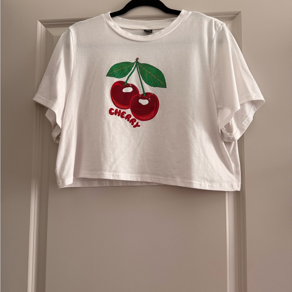 SHEIN White Curve T-Shirt